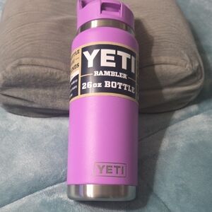 Yeti Rambler 26oz Lavender Bottle